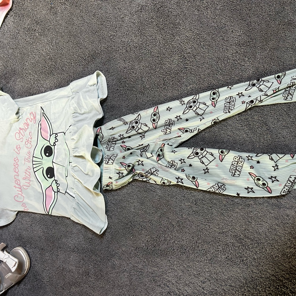 Kids yoda pjs